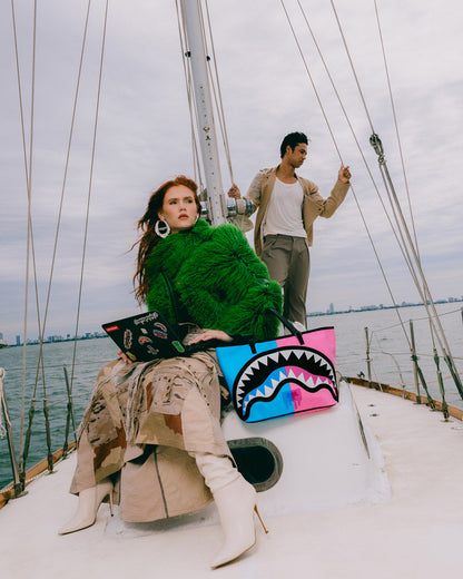 SPRAYGROUND® TOTE CANDY CLASH SHARK CENTRAL TOTE