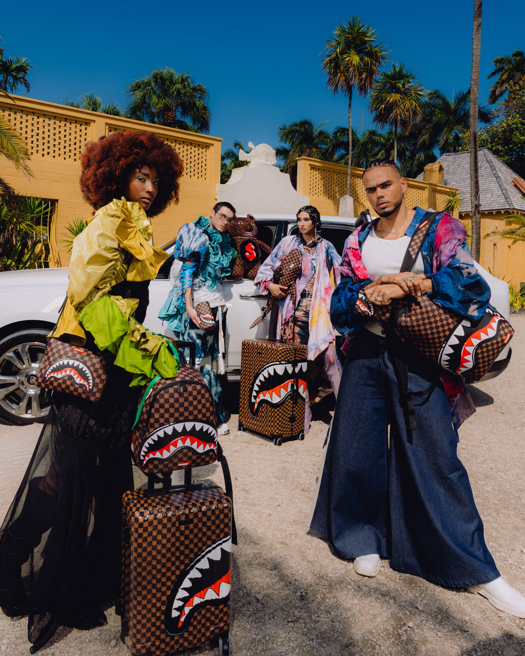 SPRAYGROUND® POUCH SHARKS IN PARIS GRIN & GRIND POUCH
