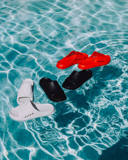 SPRAYGROUND® FOOTWEAR SHARKSLIDE: RED