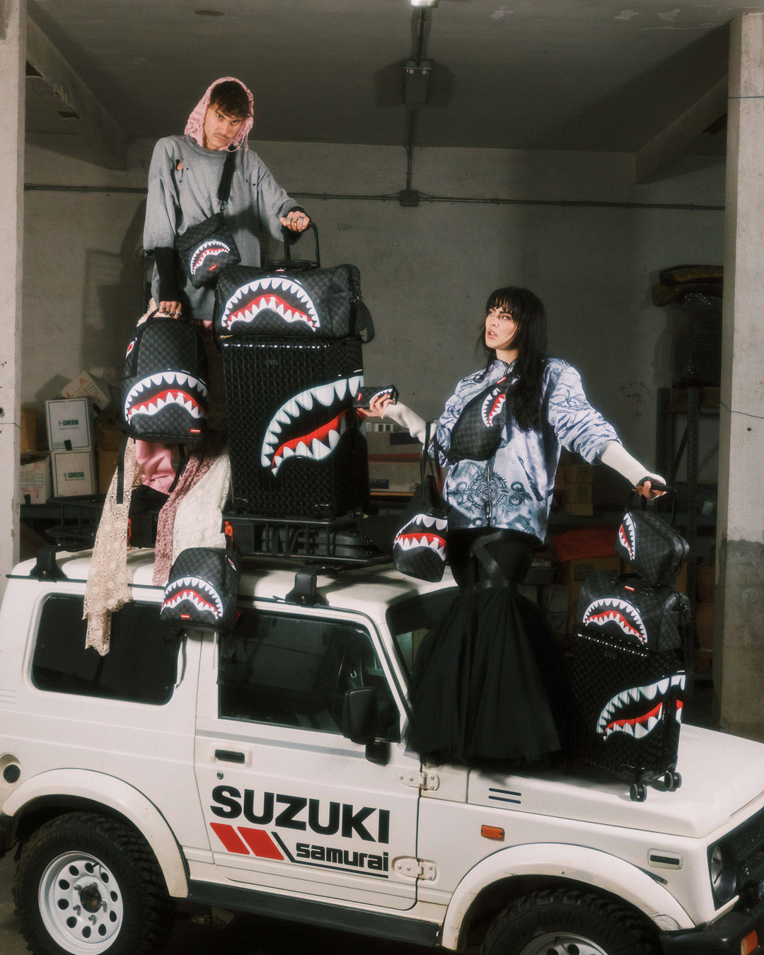 SPRAYGROUND® DUFFLE SHARKS IN PARIS BALLOON BLACK DUFFLE