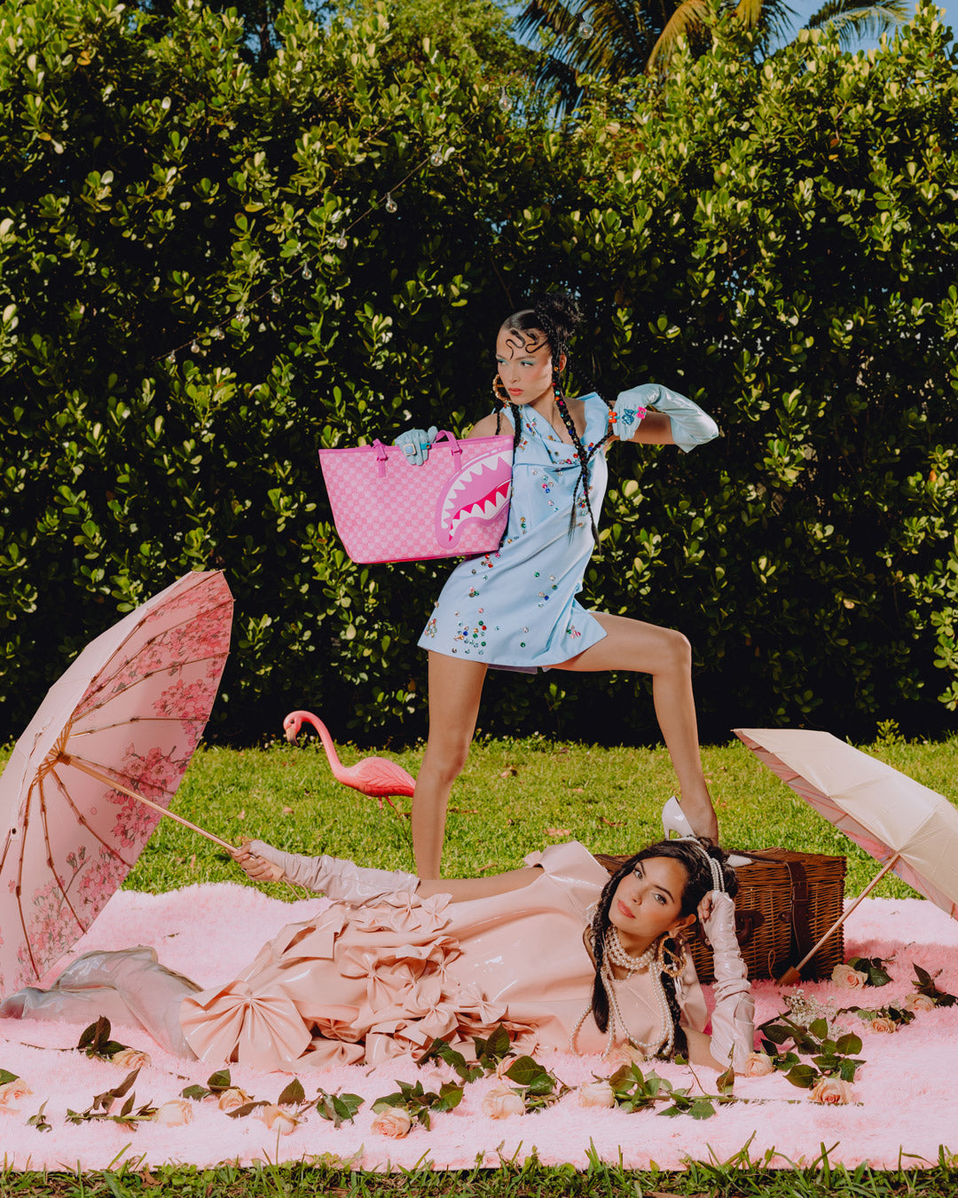 SPRAYGROUND® TOTE SHINOBI SHARKS IN PARIS (PINK) TOTE