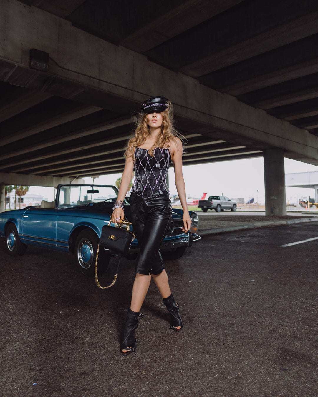 SPRAYGROUND® HANDBAG THE GOLDEN FANG SHARK HANDBAG