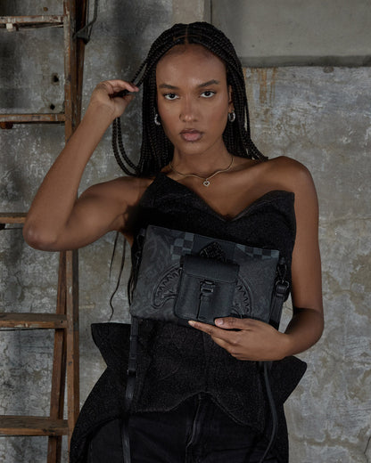 SPRAYGROUND® POUCHETTE 4AM MIXUP V2 CROSSOVER CLUTCH