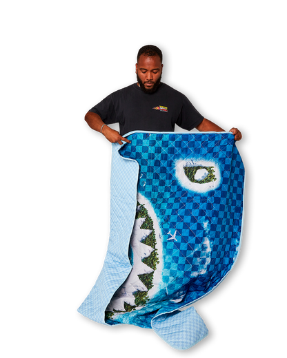 SPRAYGROUND® TOTE SHARK ISLAND PACKABLE BEACH MAT BLANKET WATER RESISTANT CONVERTIBLE TOTE