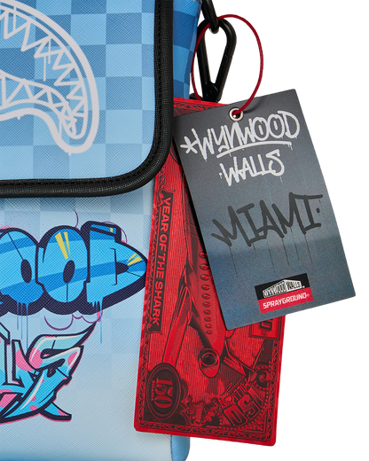SPRAYGROUND® SLING WYNWOOD WALLS COLLAB MURAL MUSEUM MESSENGER SLING