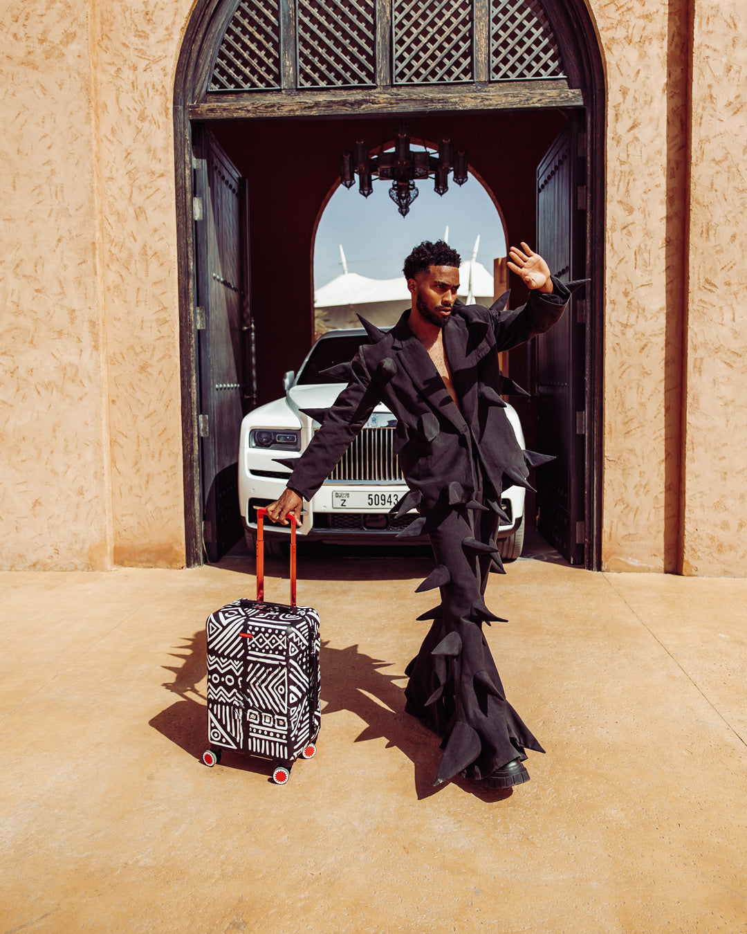 SPRAYGROUND® LUGGAGE A.I.8 AFRICAN INTELLIGENCE - ORIGIN STORY SHARKNAUTICS HARDSHELL CARRY-ON LUGGAGE