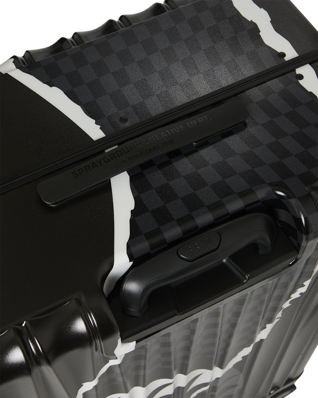 SPRAYGROUND® LUGGAGE SHARK SLASH FULL-SIZE LUGGAGE