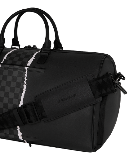 SPRAYGROUND® DUFFLE SHARK SLASH DUFFLE