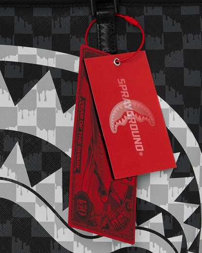 SPRAYGROUND® TOTE BLACK AND WHITE DRIP CHECK SHARK TOTE