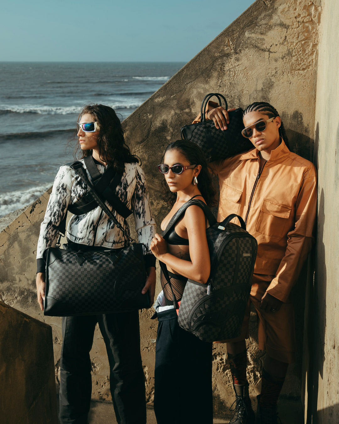SPRAYGROUND® DUFFLE MIDNIGHT CHATEAU MINI PYRAMID DUFFLE