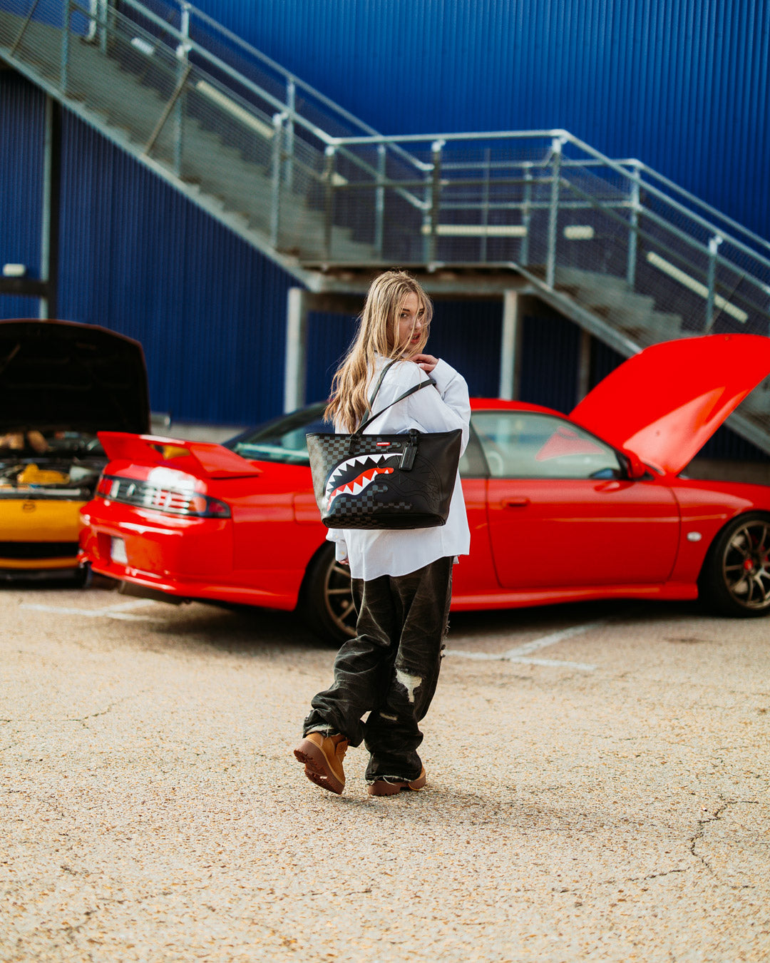 SPRAYGROUND® TOTE UNFINISHED SHARK TOTE
