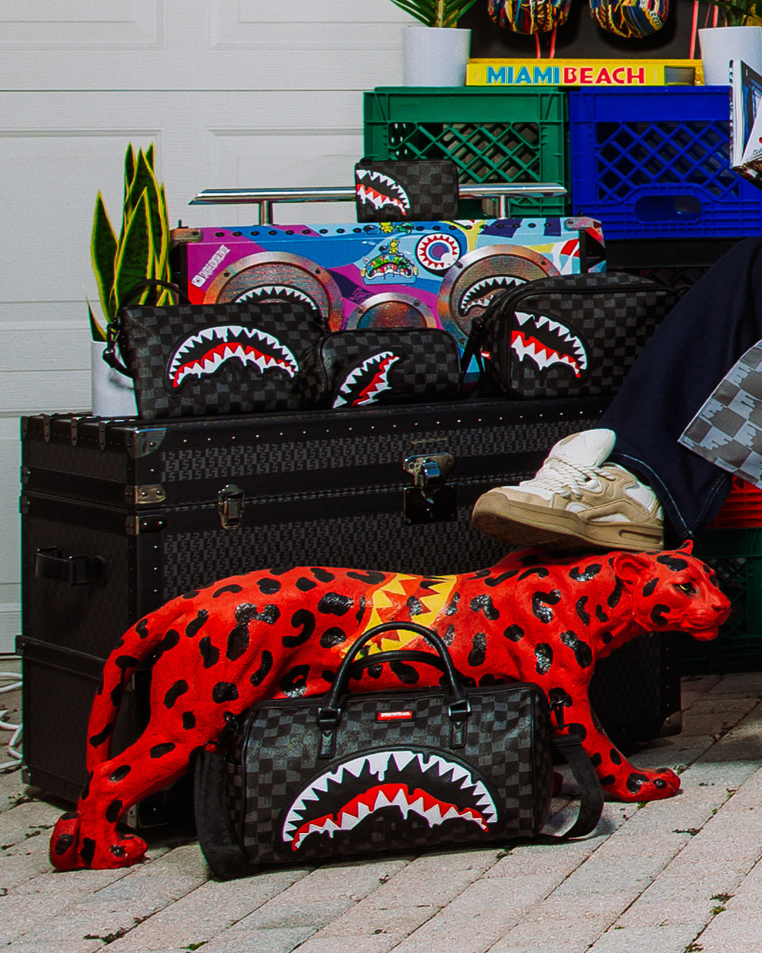 SPRAYGROUND® WALLET SHARKS IN PARIS THUNDERDRIP WALLET