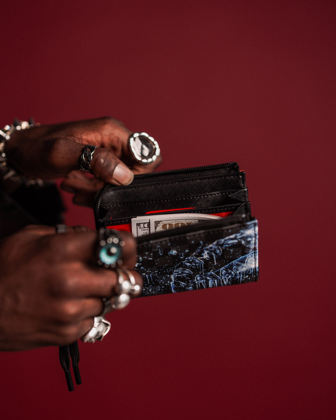 SPRAYGROUND® WALLET FIRE & ICE SHARK WALLET